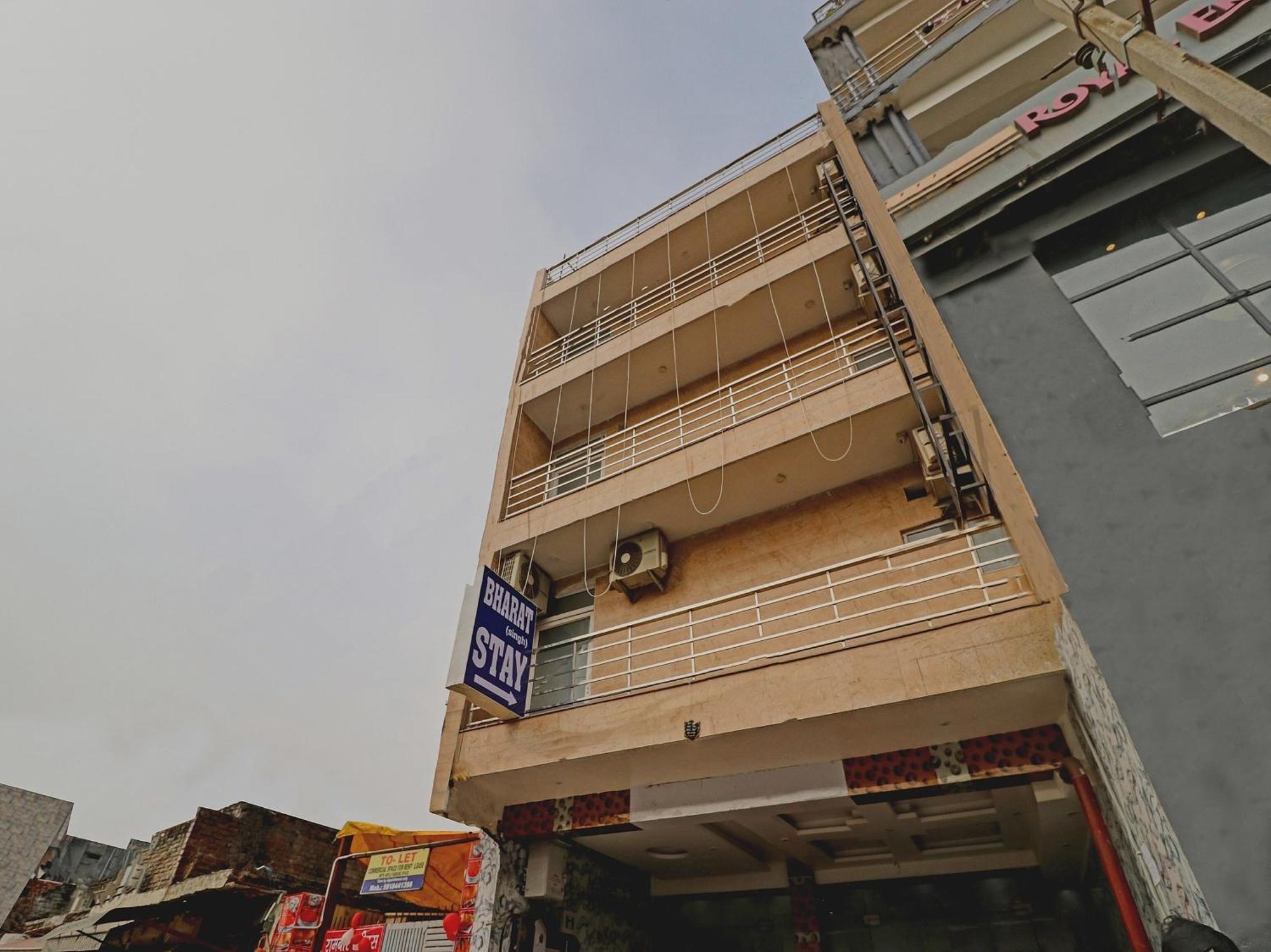 Hotel O Bharat Stay Near Indira Gandhi International Airport Nova Deli Exterior foto